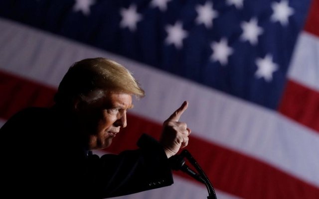 اذعان ترامپ به امکان شکست جمهوری‌خواهان در انتخابات میان‌دوره‌ای