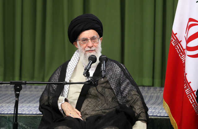 حضرت‌آیت الله خامنه‌ای: باید حضور فسادبرانگیز آمریکا در منطقه تمام شود