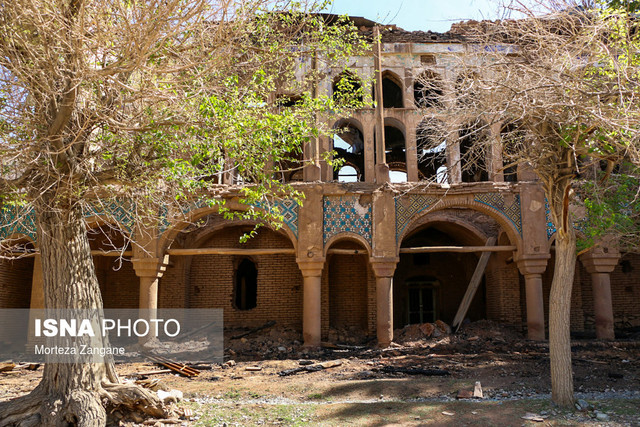 پایان عملیات مرمت کاخ سرهنگ آباد اردستان