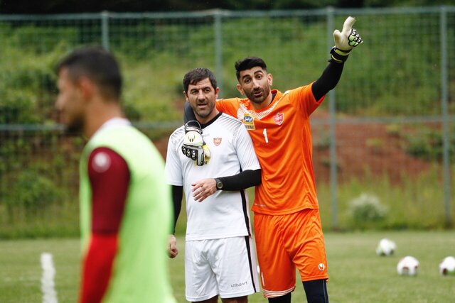 ۴ میلیون یورو + ۲ بازیکن قرضی پیشنهاد چشمگیر بشیکتاش به پرسپولیس برای بیرانوند ۴ میلیون یورو + ۲ بازیکن قرضی پیشنهاد چشمگیر بشیکتاش به پرسپولیس برای بیرانوند