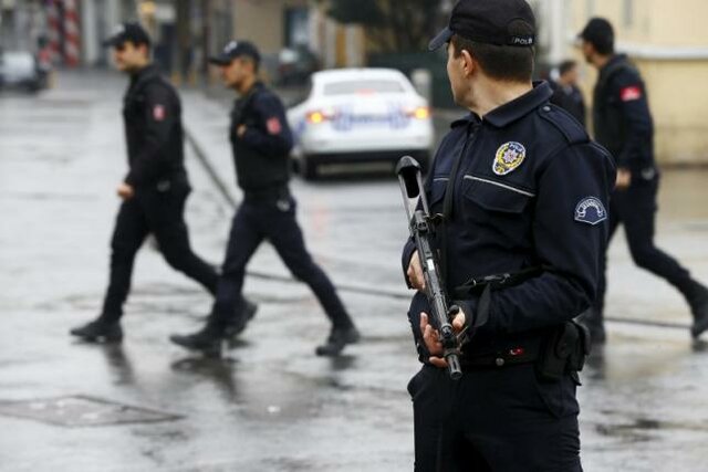 ترکیه: ۳۰ هزار پلیس به خاطر ارتباط با جنبش گولن اخراج شده‌اند