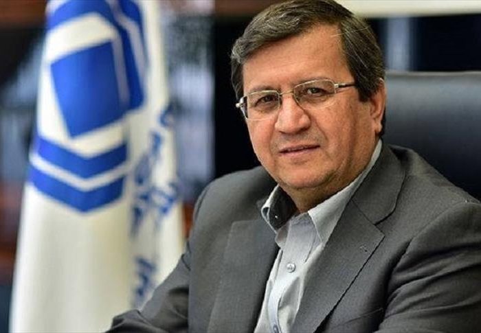 همتی: بانک مرکزی پیگیر کنترل تورم است