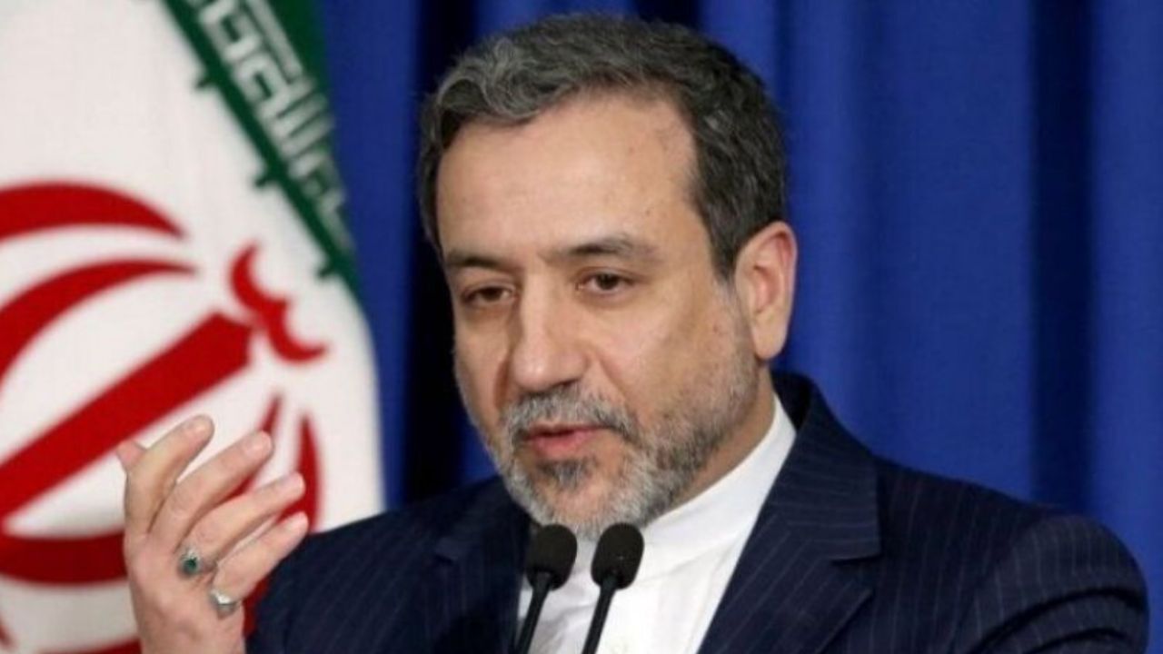 عراقچی: ایران درباره امنیت خلیج فارس تنها با کشورهای منطقه گفتوگو میکند عراقچی: ایران درباره امنیت خلیج فارس تنها با کشورهای منطقه گفتوگو میکند