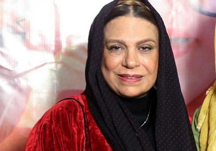 گوهر خیر اندیش از بیمارستان مرخص شد گوهر خیر اندیش از بیمارستان مرخص شد