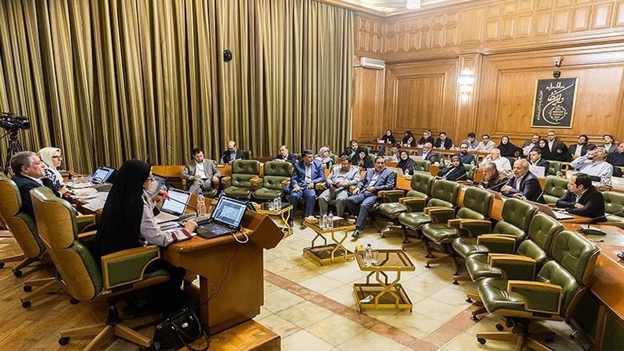در جلسه شورای شهر تهران تصویب شد؛ افزایش نرخ بلیت حمل و نقل عمومی تهران تا سقف ۳۵ درصد در سال آینده در جلسه شورای شهر تهران تصویب شد؛ افزایش نرخ بلیت حمل و نقل عمومی تهران تا سقف ۳۵ درصد در سال آینده