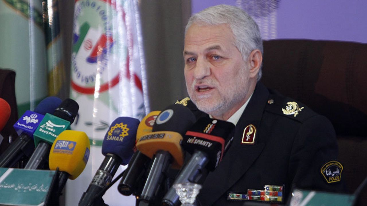 رئیس پلیس راهنمایی و رانندگی: خودروهای بالای ۳ میلیون تومان جریمه متوقف میشوند رئیس پلیس راهنمایی و رانندگی: خودروهای بالای ۳ میلیون تومان جریمه متوقف میشوند