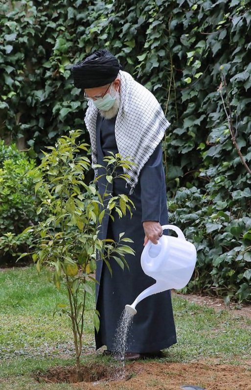 توسط حضرت آیتالله خامنهای توسط حضرت آیتالله خامنهای