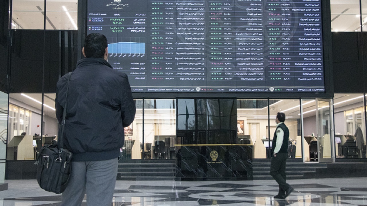 بورس زیر تیغ جراحی مجلس؛ از بررسی پرونده متخلفان بورسی تا قانون عرضه ETF ها بورس زیر تیغ جراحی مجلس؛ از بررسی پرونده متخلفان بورسی تا قانون عرضه ETF ها