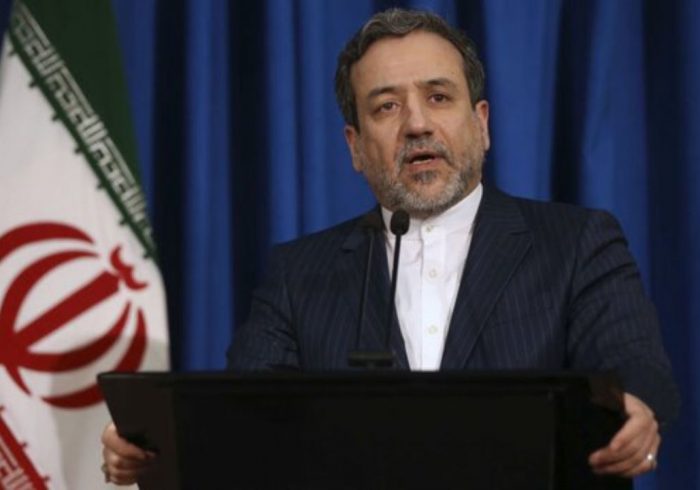 عراقچی: اگر آمریکا جدی است باید تمام تحریمهای ایران را بردارد عراقچی: اگر آمریکا جدی است باید تمام تحریمهای ایران را بردارد