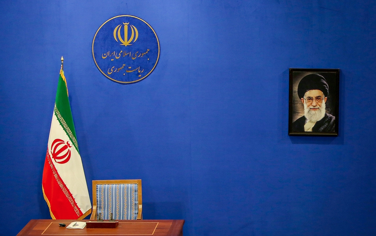 پاسخ نامزدهای انتخابات ریاست جمهوری ۱۴۰۰ به یک سوال مشترک؛ هزینههای انتخاباتی داوطلبان ریاستجمهوری از کجا تامین میشود؟ پاسخ نامزدهای انتخابات ریاست جمهوری ۱۴۰۰ به یک سوال مشترک؛ هزینههای انتخاباتی داوطلبان ریاستجمهوری از کجا تامین میشود؟