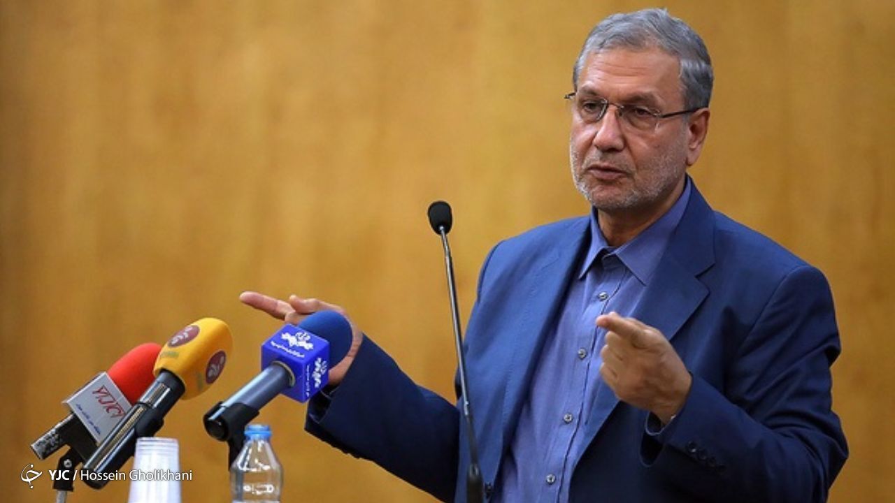 ربیعی در نشست خبری: اهداف طراحان جنگ اقتصادی به ثمر ننشست/ دولت آتی، دولت همه مردم ایران است