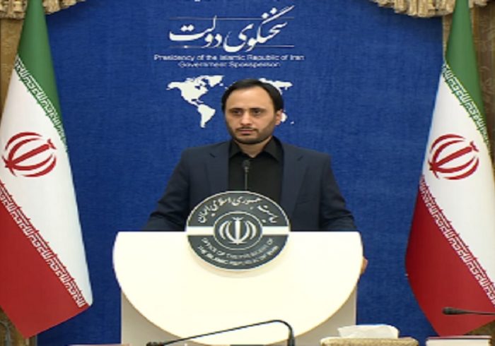 دولت امسال بنا ندارد حقوق همه کارکنان را همسان افزایش دهد/ مشمولان خارج از کشور می توانند سالی دوبار به کشور رفتوآمد کنند دولت امسال بنا ندارد حقوق همه کارکنان را همسان افزایش دهد/ مشمولان خارج از کشور می توانند سالی دوبار به کشور رفتوآمد کنند