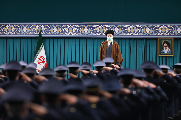 آمریکا امروز از جایی ضربه میخورد که هرگز آن را محاسبه نکرده است آمریکا امروز از جایی ضربه میخورد که هرگز آن را محاسبه نکرده است