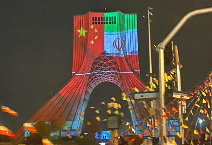 واکنش سازمان زیباسازی به اکران پرچم چین روی برج آزادی/ شهرداری در جریان نبود واکنش سازمان زیباسازی به اکران پرچم چین روی برج آزادی/ شهرداری در جریان نبود