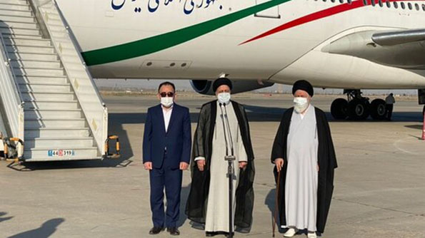 رئیس جمهور وارد مشهد شد رئیس جمهور وارد مشهد شد