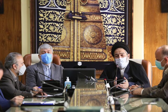 دستهایی در کار است سفرهای سیاحتی جایگزین عتبات شود دستهایی در کار است سفرهای سیاحتی جایگزین عتبات شود