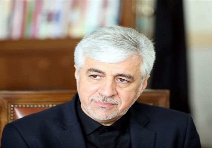 گوشی وزیر ورزش و جوانان دزدیده شد