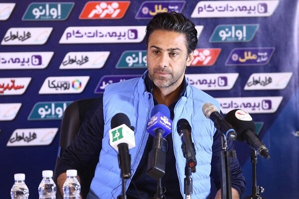 فرهاد مجیدی مربی استقلال بازیگر می‌شود/ ما به چاه نفت وصل نیستیم!