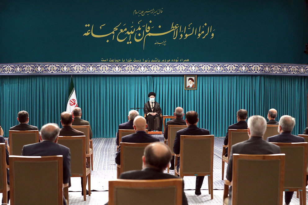 مهمترین توفیق دولت احیاءامید و اعتماد مردم بود به وعدهها عمل کنید تا آسیب نبیند مهمترین توفیق دولت احیاءامید و اعتماد مردم بود به وعدهها عمل کنید تا آسیب نبیند