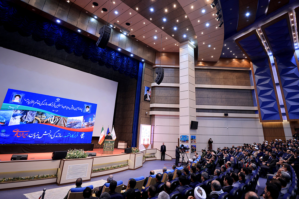 ایران قوی بدون اقتصاد قوی امکان پذیر نیست
