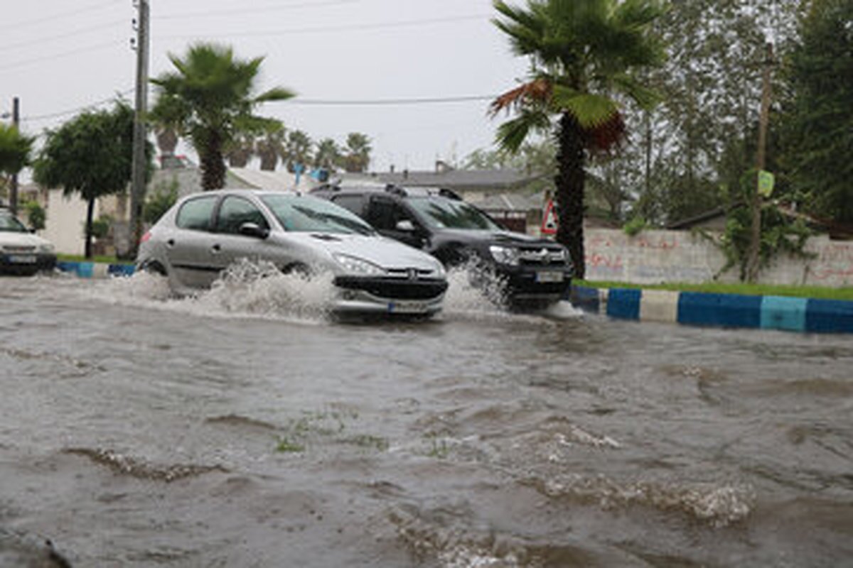 بارش برف وباران در ۵ استان/ احتمال آبگرفتگی معابر و افت فشار گاز