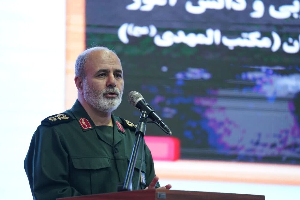 «علی اکبر احمدیان» دبیر شورای عالی امنیت ملی شد «علی اکبر احمدیان» دبیر شورای عالی امنیت ملی شد