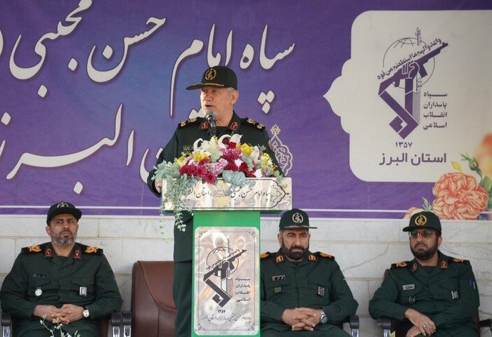 بسیج تضمین کننده اقتدار ملی و امنیت ملی ایران است