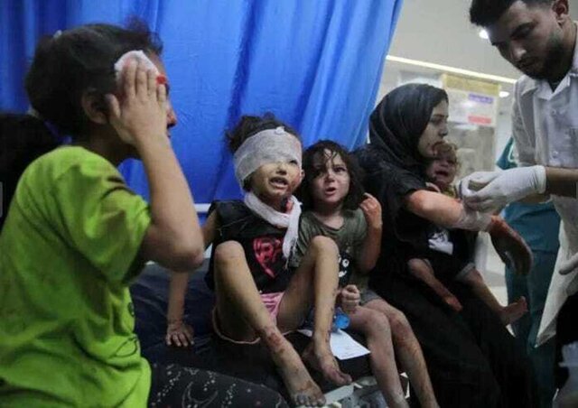ده‌ها شهید و زخمی در خان‌یونس و مرکز غزه/ انتقال ارتش اشغالگر به مرحله سوم جنگ

