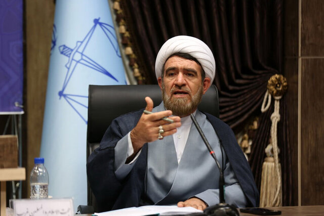 در پرونده درگیری یک خانم با فرد روحانی در قم تاکنون کسی دستگیر نشده است/ تکذیب پلمب درمانگاه