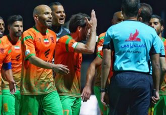 قضاوت امیر عرب براقی و حسن اکرمی برای سرخابی ها قضاوت امیر عرب براقی و حسن اکرمی برای سرخابی ها