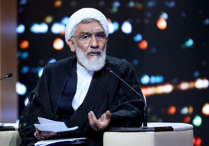 پورمحمدی: در کرسنت یا حق با زنگنه است یا جلیلی باید پاسخ دهد