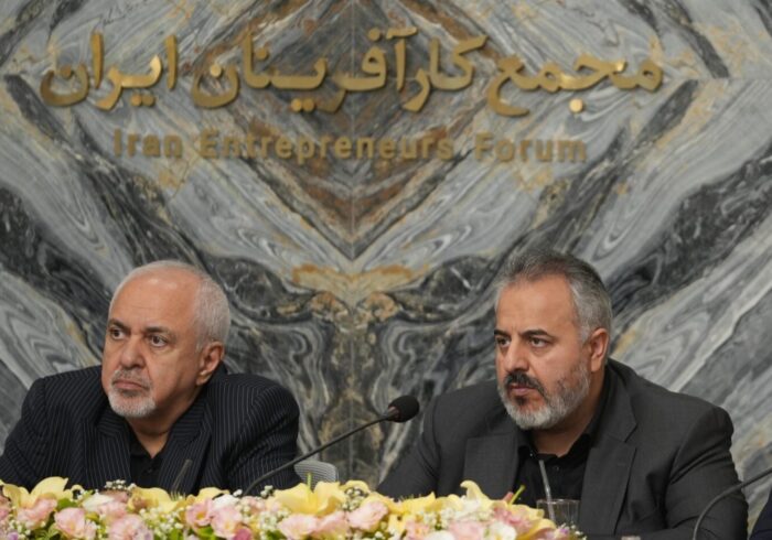 ظریف: خطر خصولتی‌ها از دولتی‌ها بدتر است