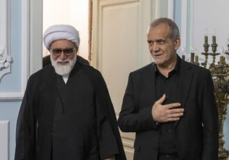تنها با وحدت، همکاری می‎توان بر مشکلات غلبه کرد