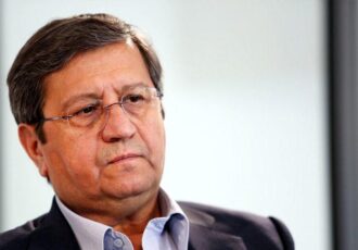 ورود وزیر اقتصاد به موضوع وام‌های میلیاردی