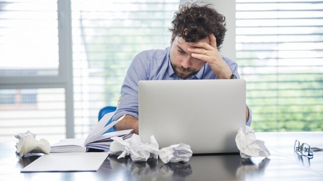 5 نشانه برای ترک محل کار و تغییر شغل