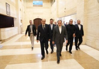 آتش بس در لبنان و غزه باید همزمان باشد/ ابتکاراتی برای آتش‌بس در غزه و لبنان وجود دارد