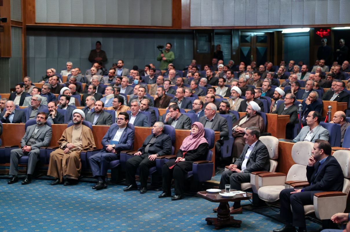 آوردن حزب الهی بدون علم یعنی خیانت/ تقوا و تدین نه به ظاهر بلکه به عمل و رفتار افراد بستگی دارد