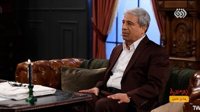 اهدای کفن و آگهی ترحیم به هادی عامل/ واکنش ها به هدیه جنجالی به گزارشگر کشتی