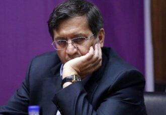 گرانی دلار، همتی را استیضاح می کند؟