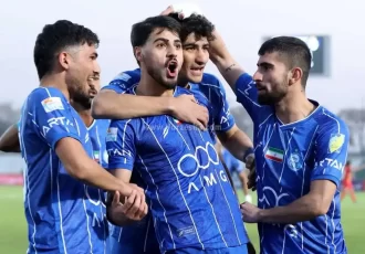 صدر با یک بازی کمتر آبی شد/ آدان به یکباره ستاره شد صدر با یک بازی کمتر آبی شد/ آدان به یکباره ستاره شد