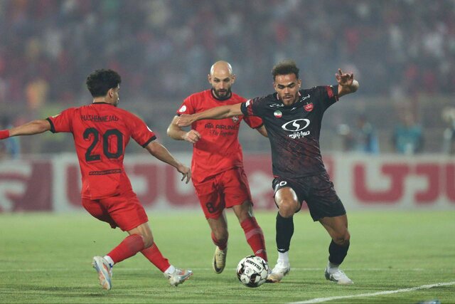 بازی تراکتور و پرسپولیس در یک هشتم!