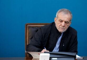 واکنش پزشکیان به درگذشت جوان اهوازی که خودسوزی کرده بود واکنش پزشکیان به درگذشت جوان اهوازی که خودسوزی کرده بود