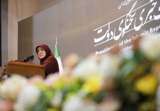 تحویل لایحه بودجه تا پایان دی ماه/ عزل برخی روسای شعب بانک ها