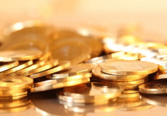 ۲۰ قطعه سکه سهم هر کدملی در حراج جدید