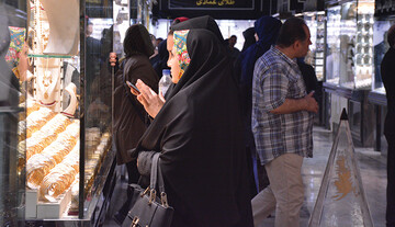 جهش دوباره در قیمت طلا و سکه بازار جهش دوباره در قیمت طلا و سکه بازار