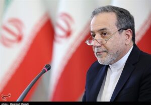 عراقچی : خویشتنداری پایان‌ناپذیر نیست، اسرائیل اسطوره شکست‌ناپذیری را از دست داد