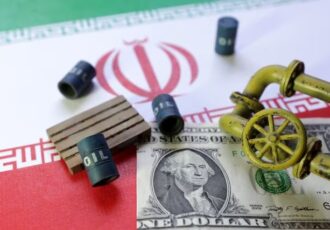 یک طوفان تمام عیار برای پترو دلار