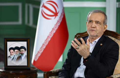 از تفاهم اسلام آباد تا بنزین 10 هزارتومانی در گفتگوی خبری پزشکیان
