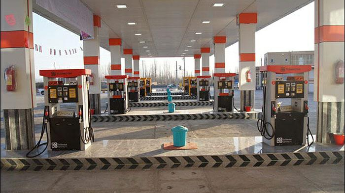 تکذیب قطعی پمپ بنزین های مشهد تکذیب قطعی پمپ بنزین های مشهد