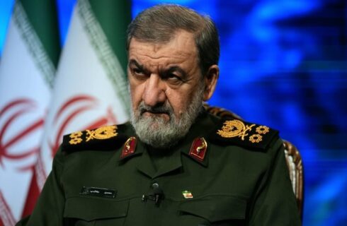 همه باید بدانند اقدام علیه ایران هزینه دارد همه باید بدانند اقدام علیه ایران هزینه دارد